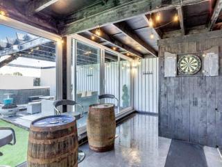 Tigh Na Mhor , Hot Tub , Games Room , 5 Bedroom ,Sleeps 13 , Large Villa - 4