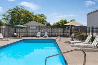Days Inn by Wyndham Demopolis - Demopolis - 5