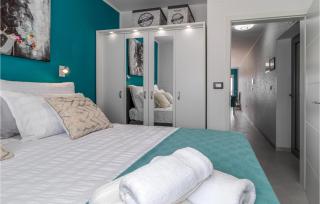1 Bedroom Cozy Apartment In Jadranovo - Jadranovo - 1