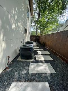 EPIK Home at Medical Center - Required minimum 31 days stay - Houston - 1