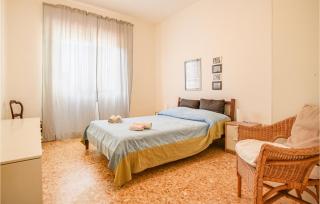 Stunning Apartment In Viareggio - Viareggio - 5