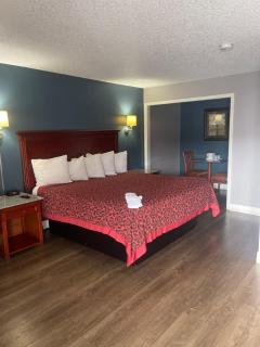 Days Inn by Wyndham Orange City/Deland - Orange City - 1