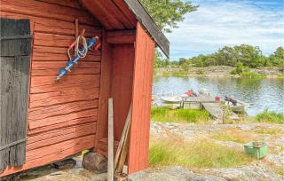 2 Bedroom Lovely Home In Vikbolandet - 6