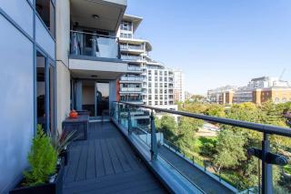 Thames View Apartment, Imperial Wharf - London - 2