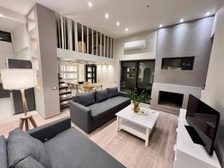 Victoria's Luxury Apartment - Private Pool, Jacuzzi - Agios Nikolaos - 9