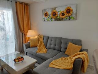 Jacuzzi House Sunflower - Costa del Silencio - 5