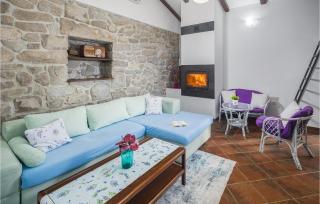 Nice Home In Buzet With Sauna - Buzet - 8