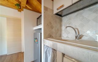 1 Bedroom Nice Home In Avegno - Ageno - 5