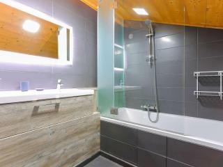 Duplex rénové à Val Thorens - 12 pers, 4 chambres, garage, proche pistes et commerces - FR-1-637-40 - 1