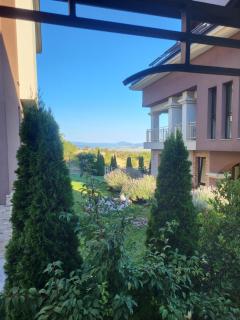 Vikeya Guest House - 8
