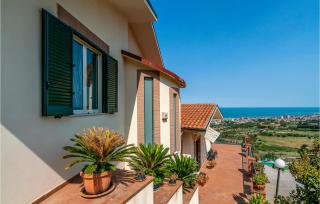 Nice Home In Belsito With Wifi - Montepagano - 1