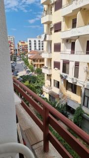 Liam's Luxury Apartment - Golem - 1
