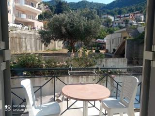 Vasilis Travlos apartment - 1