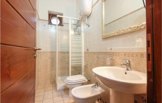 6 Bedroom Beautiful Home In Perdifumo - 7