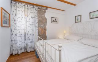 6 Bedroom Stunning Home In Malinska - 4