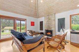 Yallingup Retreat - Romantic Country Retreat for Couples - 3