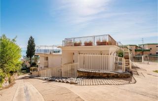 Nice Home In Gaeta With Kitchen - 9