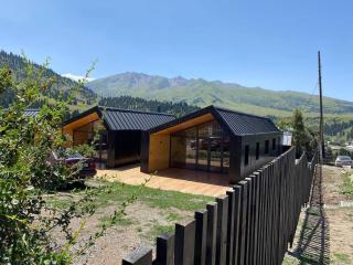 Peak Lodge Jyrgalan - Dzhergalan - 1
