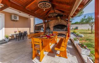 Stunning Home In Marcana - Marčana - 6
