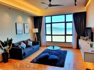 Brojat Suite Family Sea View @ Imperium Residence - Kuantan - 0