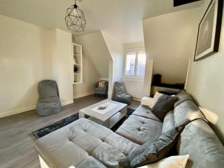 Appartement T4 place voltaire - 016 - Saint-Sever - 4