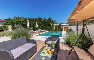 3 Bedroom Nice Home In Liznjan - 2