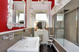 Vatican Art House - Roma - 2