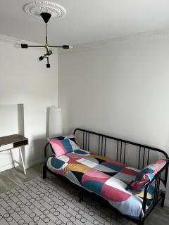 The 1892 Schoolhouse Killarney - 5