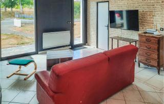 2 Bedroom Stunning Home In Bacilly - Bacilly - 9