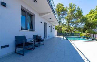Gorgeous Home In Blato With Wifi - Blato - 1