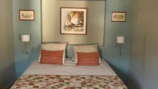 Au cœur du vieux Toulon au calme appartement rénové climatisé confortable étage élevé avec ascenseur proche parking et toutes commodités - Toulon - 8