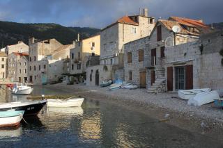 Apartments with parking spaces Komiza, Vis - 9247 - Komiža - 5