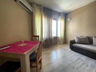 Cozy 1BD Apartment with a Lovely Sea View by Flat Mаnаger - Sveti Vlas - 5