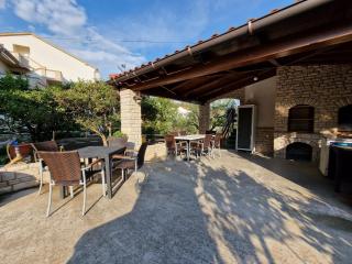 Apartments by the sea Kampor, Rab - 5037 - 4