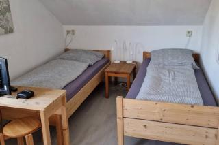 Schöne, helle 3 Zimmer mit Klimaanlage - Königstädten - 2