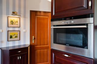 Metro Wilanowska Homely Apartment - 4