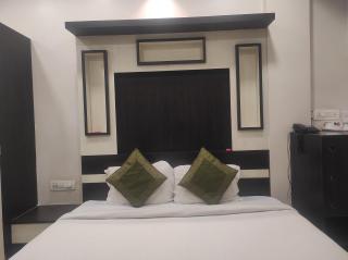 Hotel Rudraksh- Near VIP Airport Guwahati - Guwahati - 8