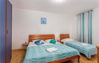 Beautiful Apartment In Pinezici - Pinezici - 4
