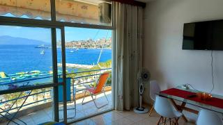 Spacious beach apartments right on the Saranda boulevard with breathtaking panoramic sea view - 3