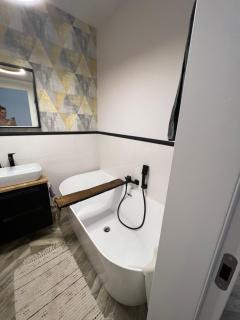 Uroczy apartament z ogrodem - Rumia - 2