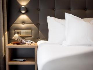 Regina Hotelsuites - 4