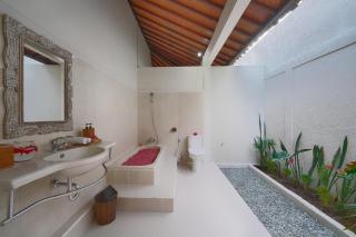 Villa Noni Seminyak - Seminyak - 9