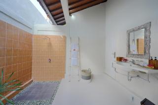 Villa Noni Seminyak - Seminyak - 3