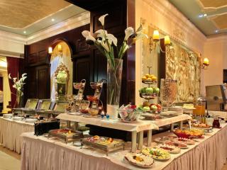 Queen's Astoria Design Hotel - Belgrado - 9