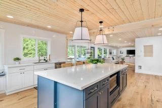 Lake Legacy Estate - Cloverdale - 7