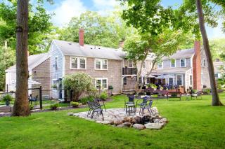 Inn On Main - Yarmouth Port - 8