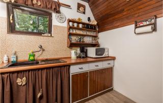 2 Bedroom Beautiful Home In Cavle - Platak - 7