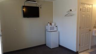 Bybee's Steppingstone Motel - 7