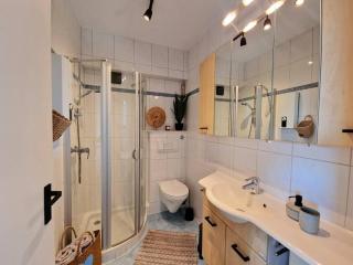 Stylische Wohnung mit Weitblick und großem Balkon - 7