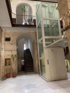 Palazzo dei tabacchi - 0
